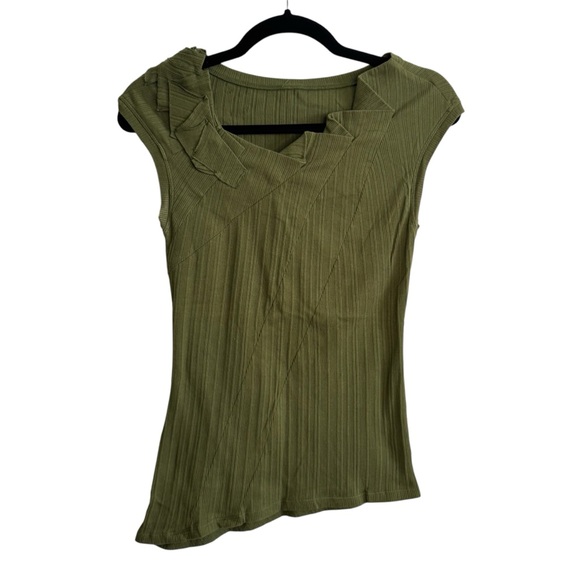 Anthropologie Tops - Anthropologie One September Green Asymmetrical Hem Art to Wear Shirt